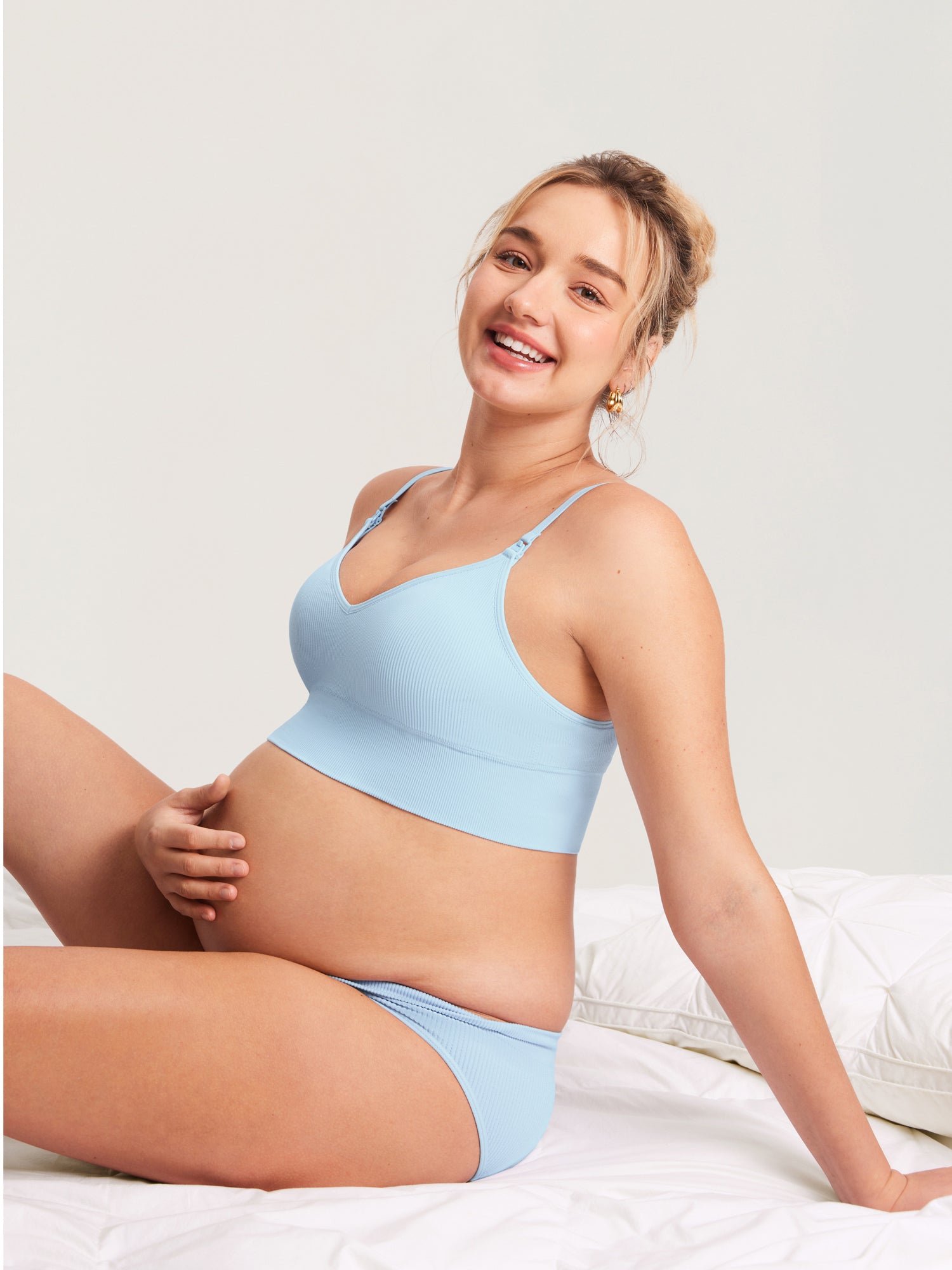 MOMANDA Women's Ribbed V Neck Nursing Bralette Hazelnut