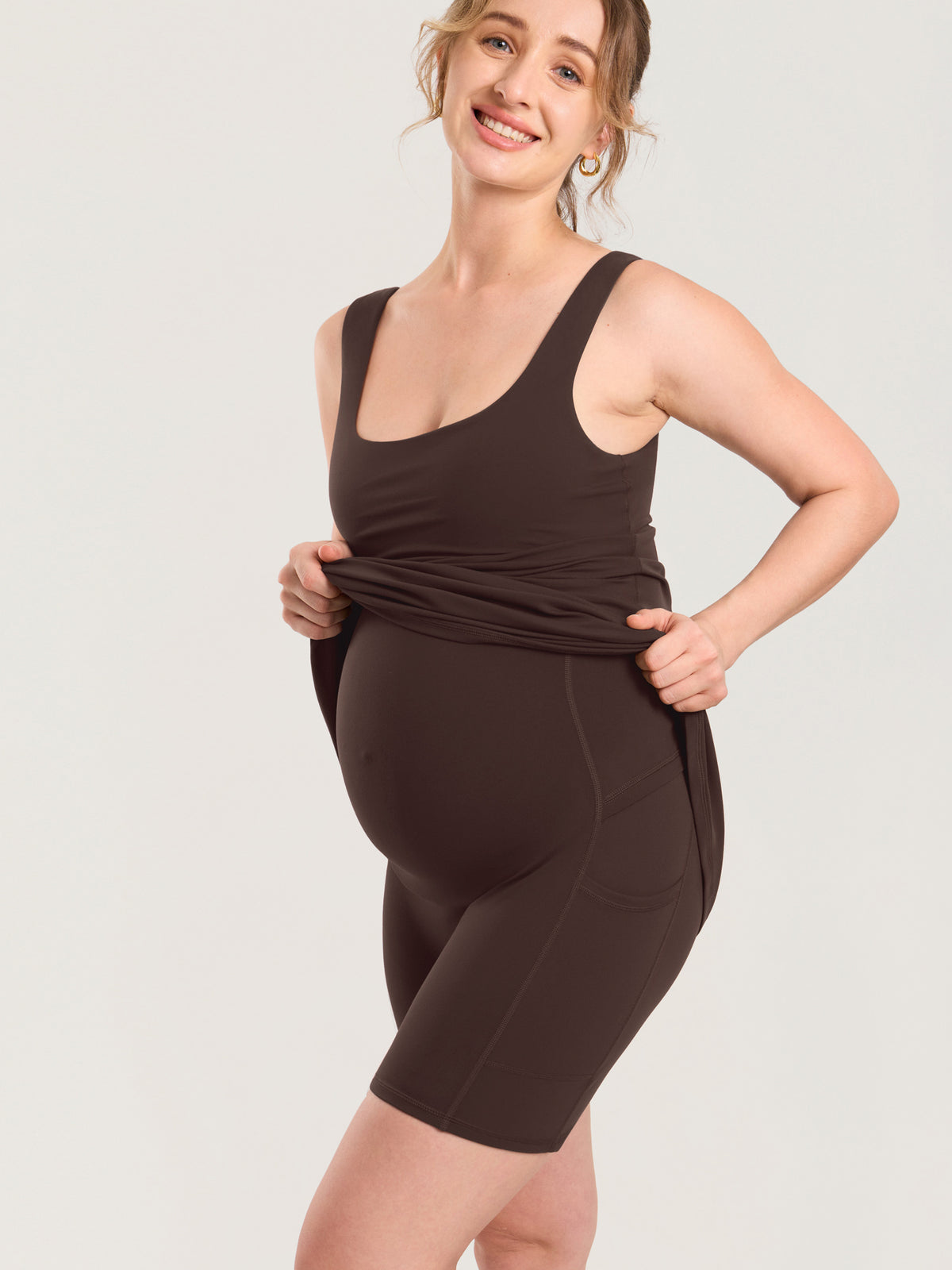 MOMANDA Women's Natrelax® Maternity Mini Dress - Easy Peezy Hot Fudge Brown @model_info:MOM2