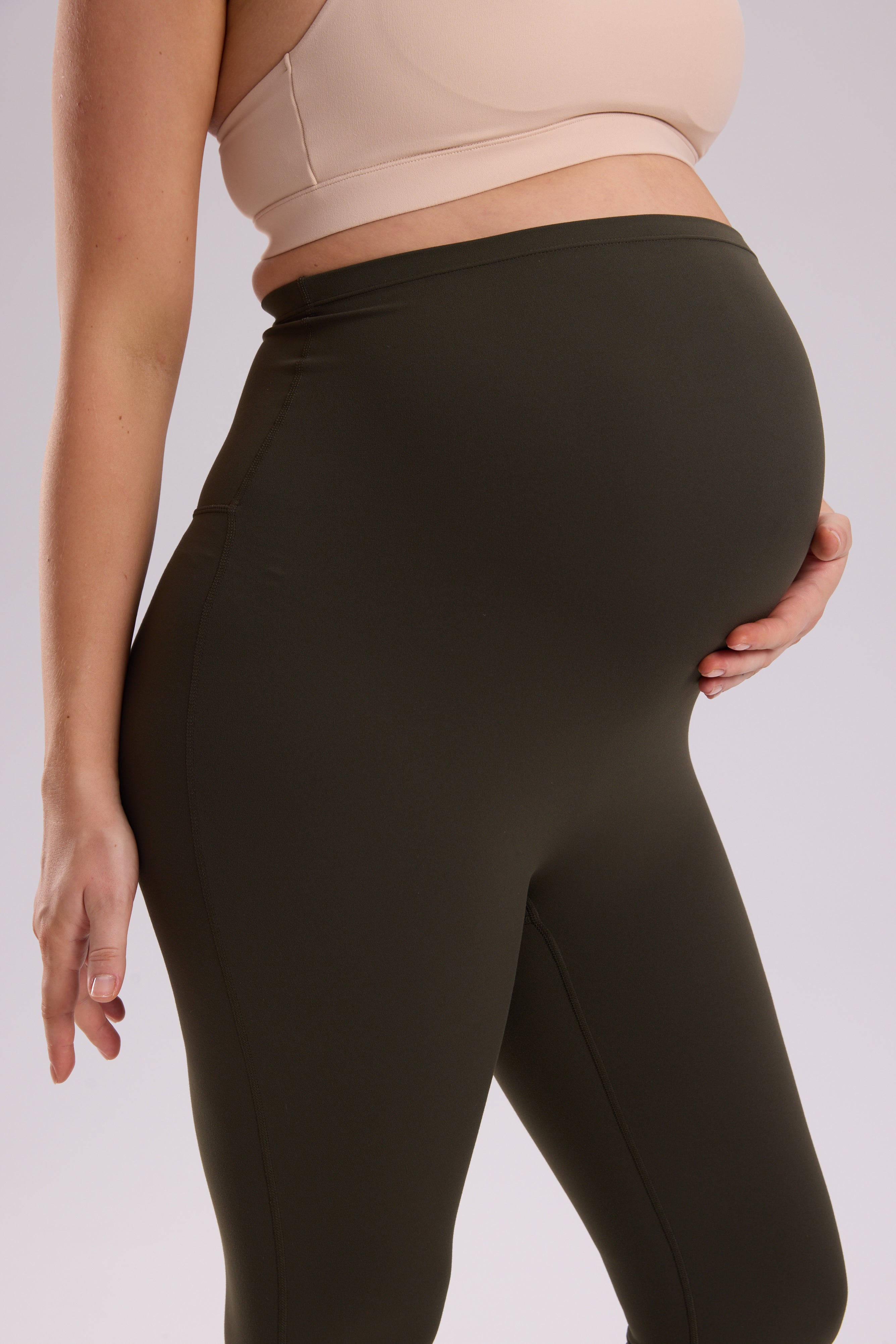 Natrelax® Seamless-Front Maternity Leggings 25"