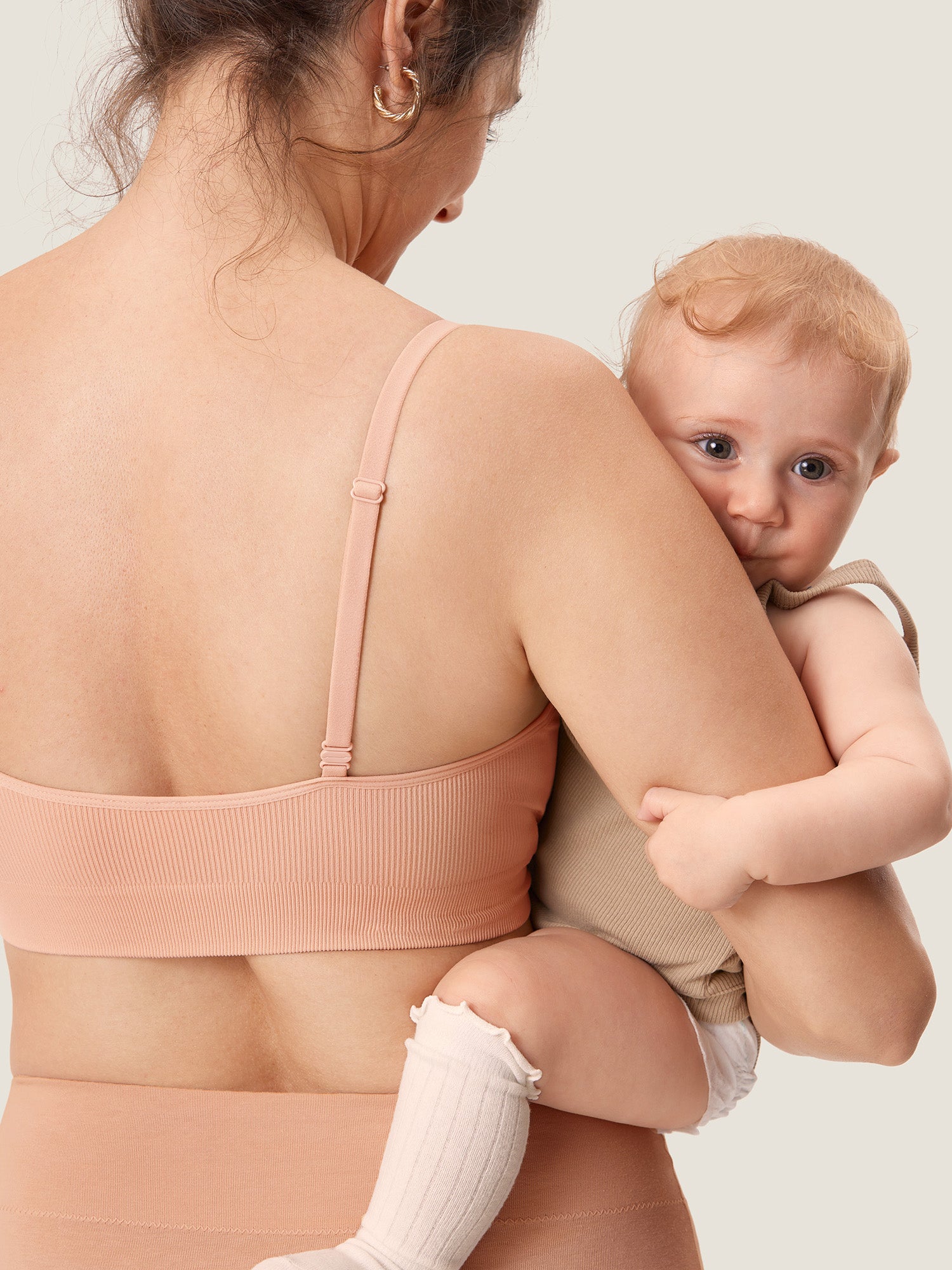 MOMANDA Women's Ribbed Scoop Nursing Bralette Grapefruit Orange