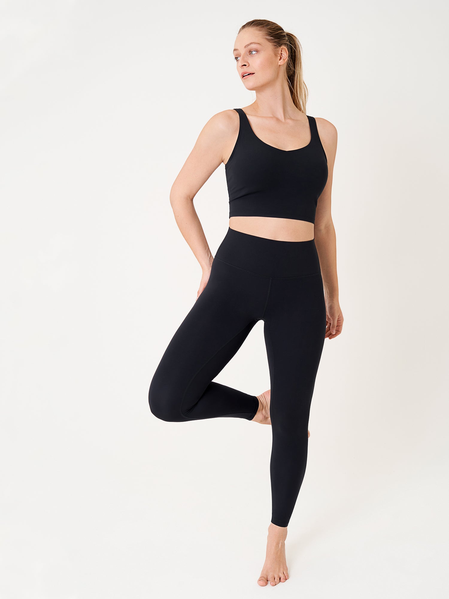 MOMANDA Women's Natrelax® Nursing Crop Tank Top Black