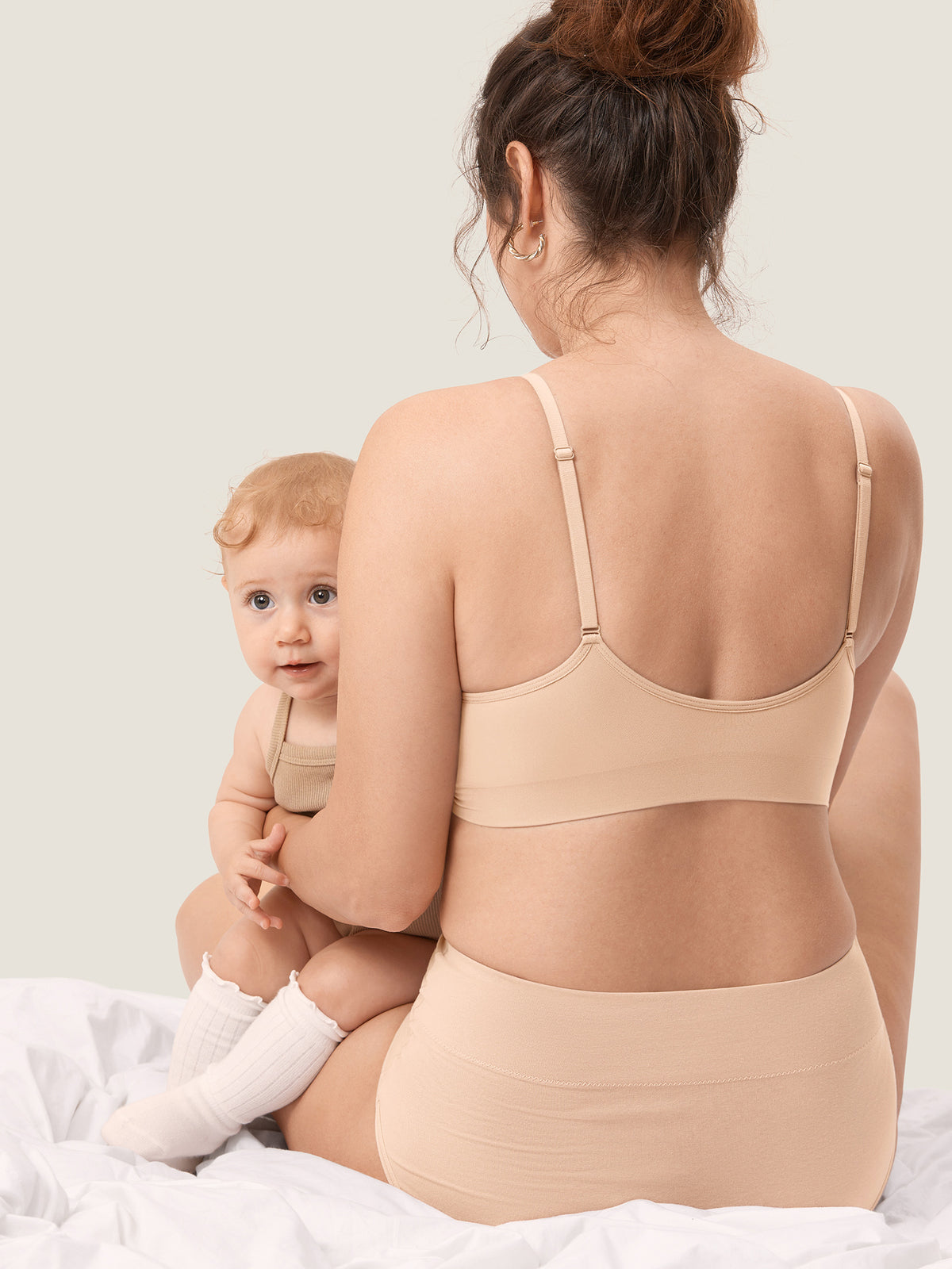 MOMANDA Women's Seamless Soft Knit Nursing Bra Beige @model_info:Knit